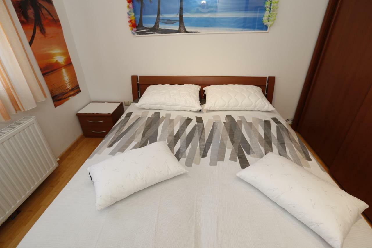 Apartment Bojan With Terrace And Sea View Baška Exterior foto